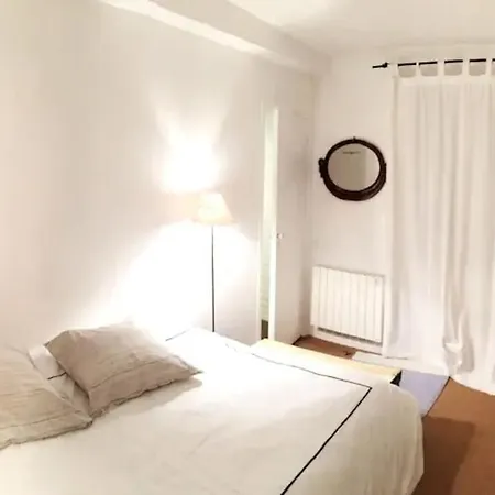 Spacious And Very Quiet Apartment *